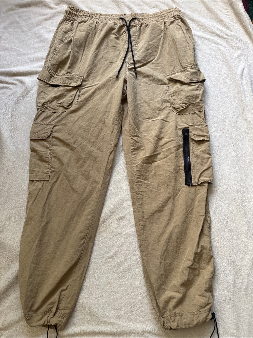 Aeropostale Men's Khaki Cargo Jogger Pants